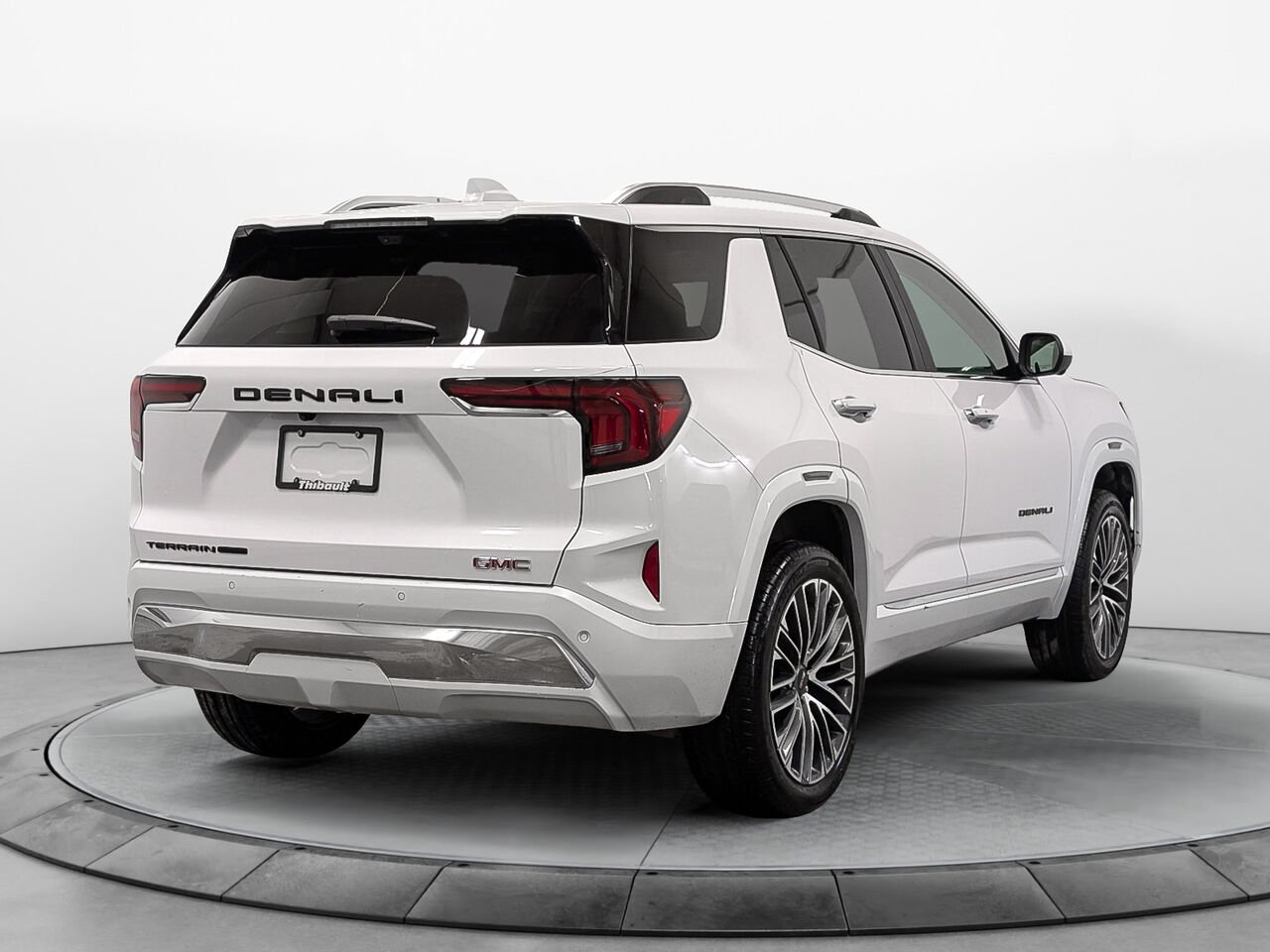 2026 GMC Terrain Denali AWD White Sherbrooke - photo #2