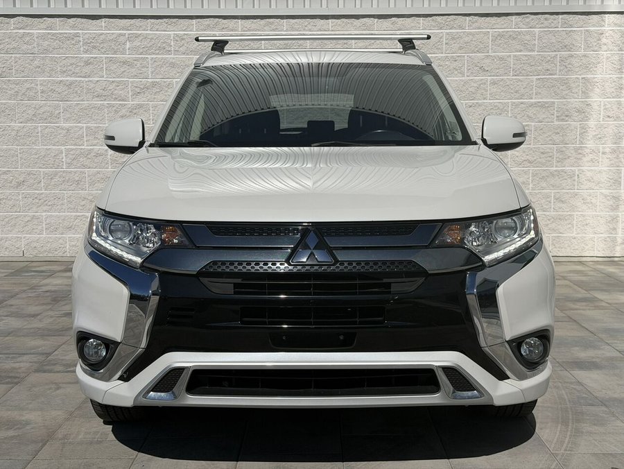 2020 Mitsubishi Outlander Plug-In Hybrid SE S-AWC Silver