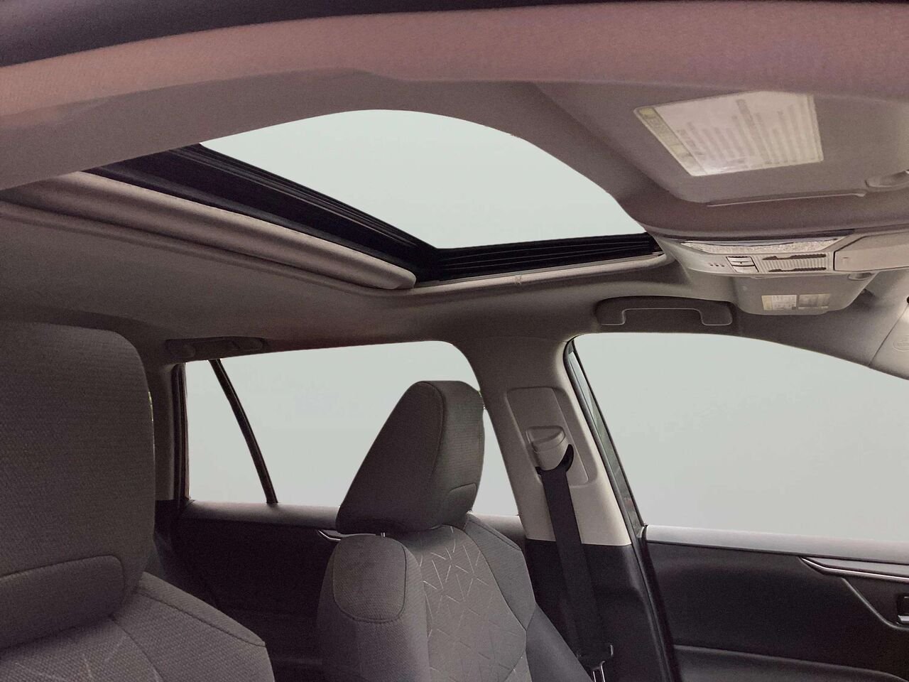 2020 Toyota RAV4 Grey Gatineau - photo #15