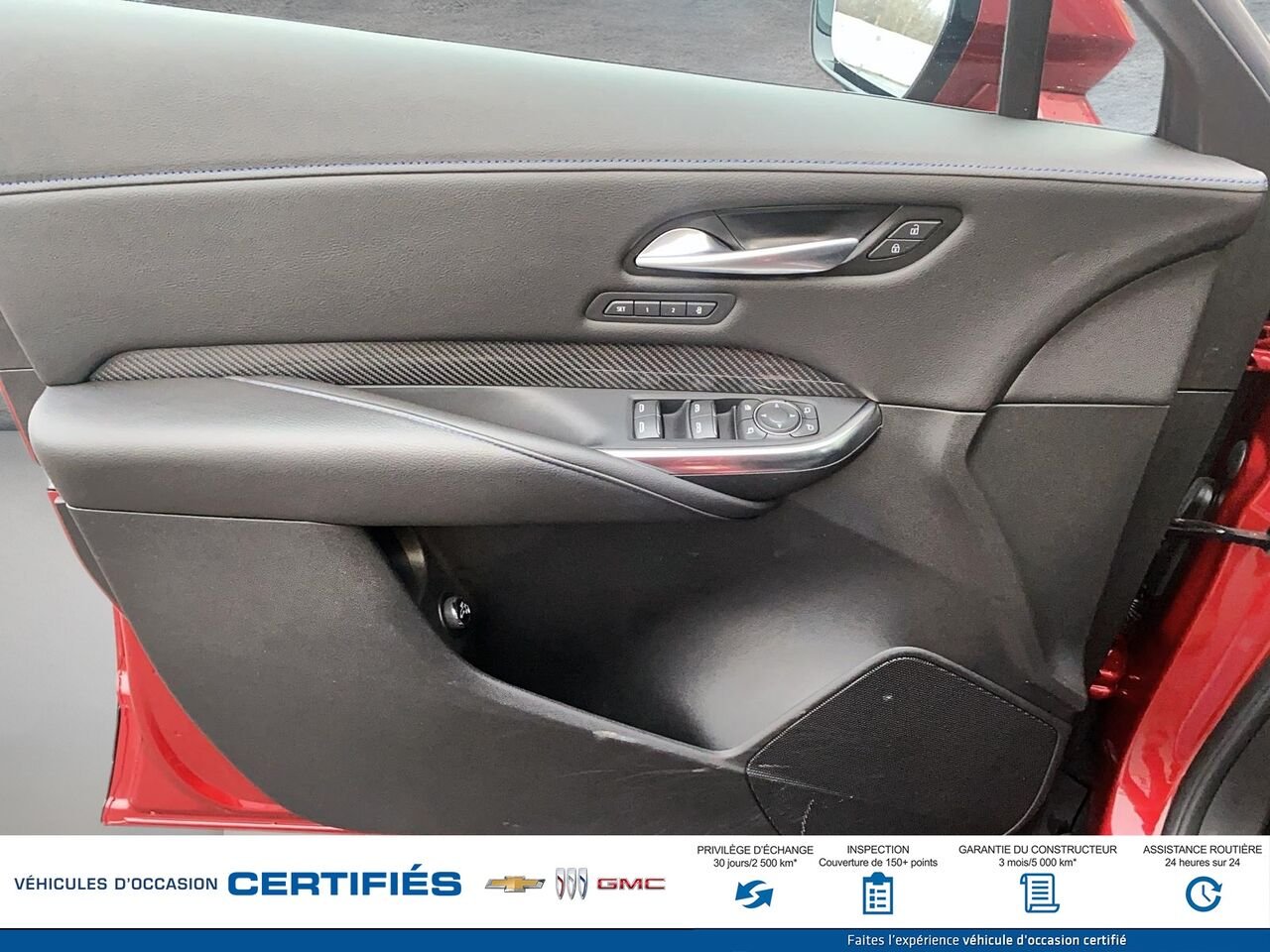 2024 CADILLAC XT4 SPORT Traction intégrale, 4 portes Sport Red Montmagny - photo #9