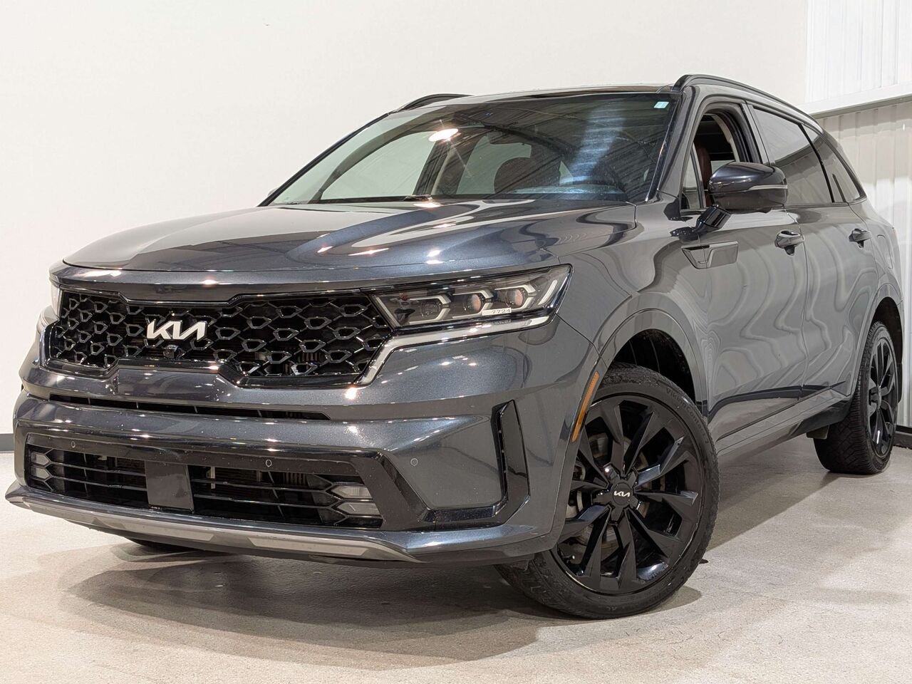 2022 Kia Sorento SX AWD w/Burgundy Leather Grey Val-David - photo #0