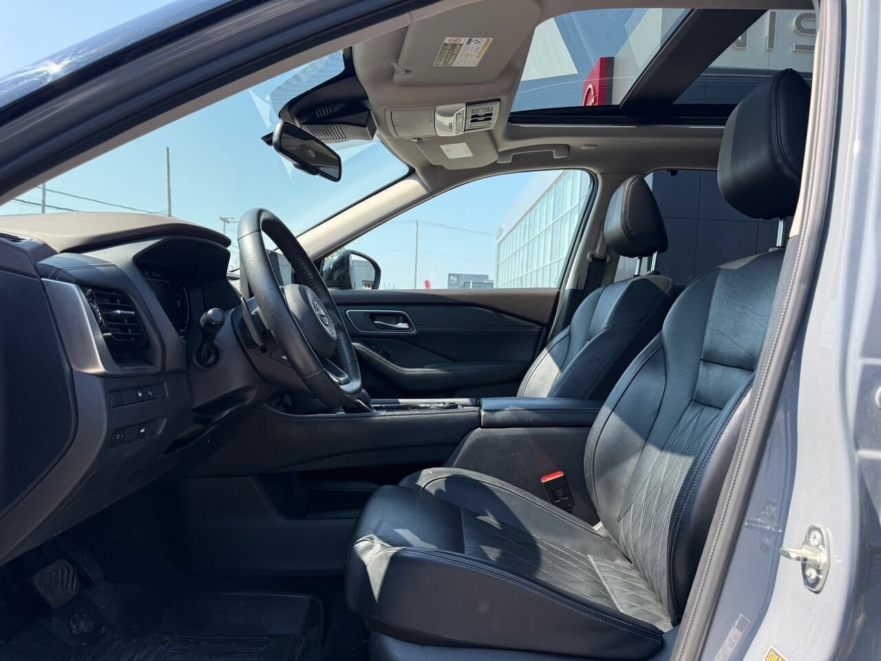 Nissan Rogue PLATINUM | JAMAIS ACCIDENTÉ✅ 2023 Gris Châteauguay - photo #9
