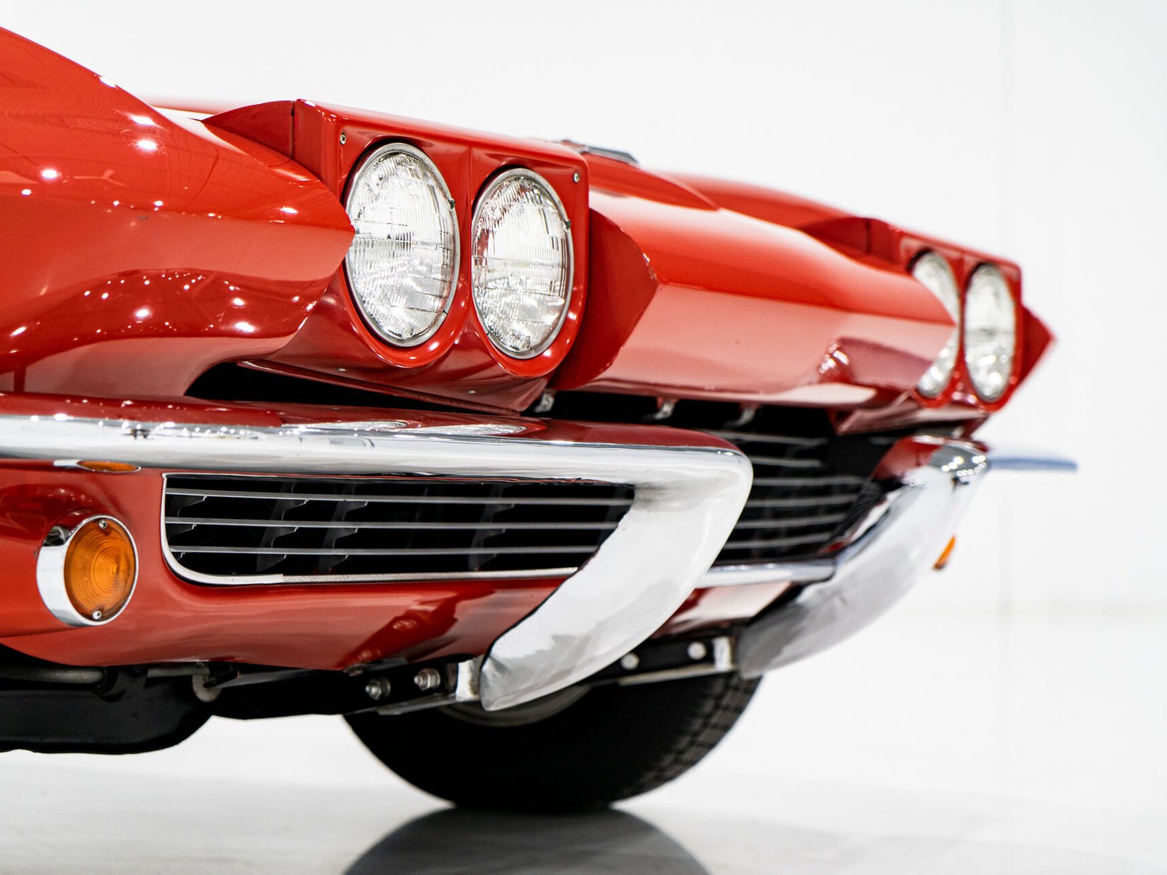 Chevrolet Corvette Split window matching# 327 Factory A/C | PRICE IN USD 1963 Rouge Montréal - photo #35