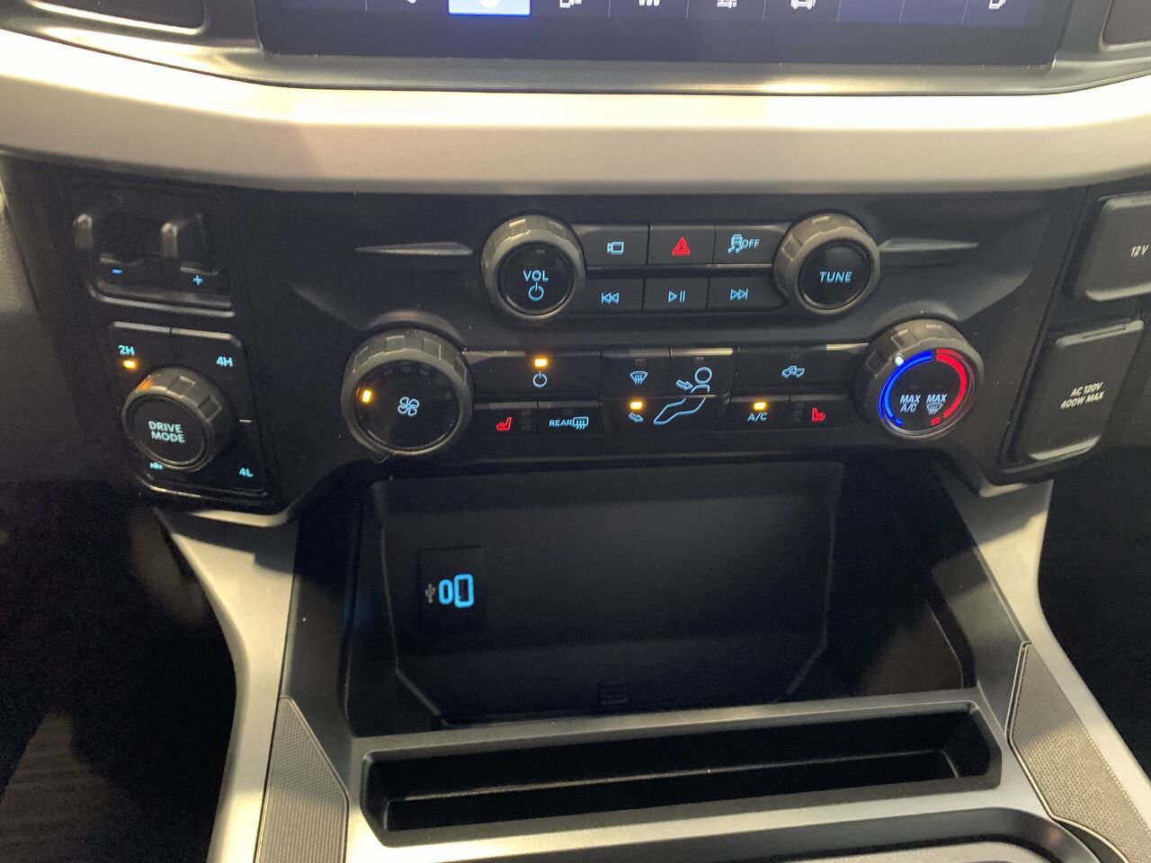 2026 Ford Super Duty F-250 SRW XLT cabine 6 places 4RM caisse de 6,75 pi Grey Châteauguay - photo #37