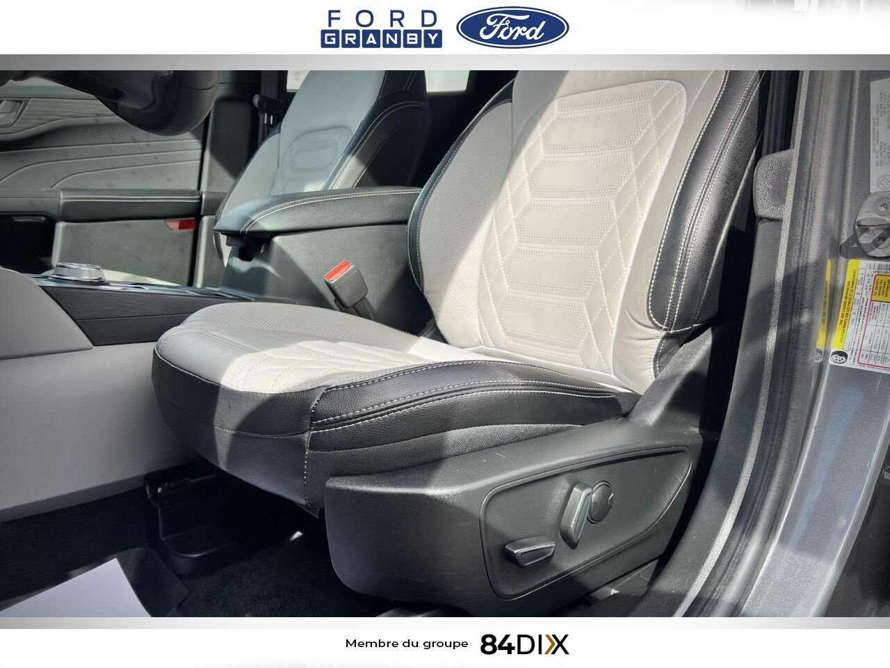 Ford Escape 2023 Gris Granby - photo #15