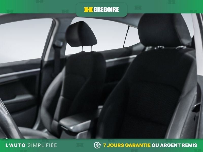 2019 Hyundai Elantra Grey Blainville - photo #15