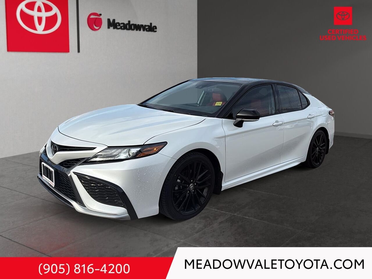 2023 Toyota Camry One Owner 4 New Tires White Mississauga - photo #0