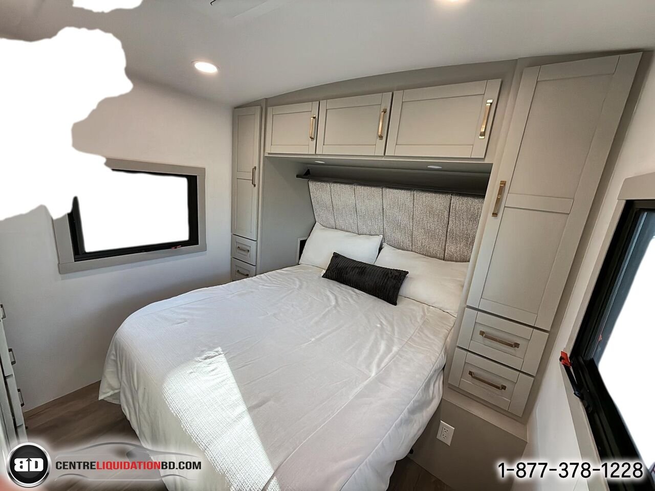 BRINKLEY Z295 | ACCOMODATION 2025 Blanc Granby - photo #22