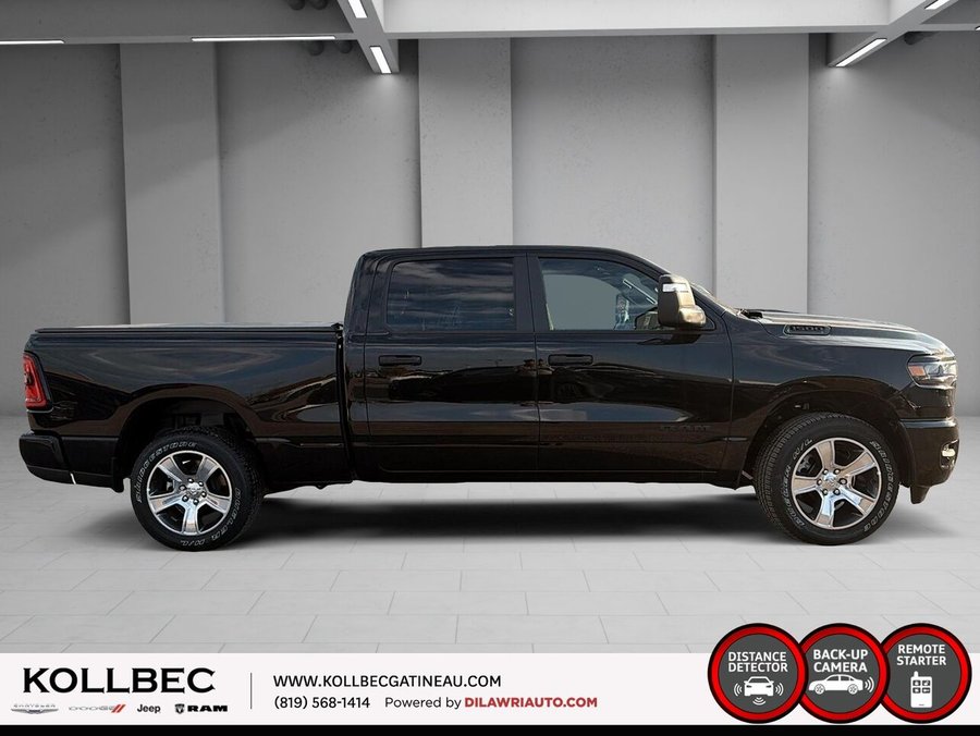 Ram 1500 Express cabine d'équipe 4x4 caisse de 6 pi 4 po 2026 Couche nacrée cristal noir étincelant