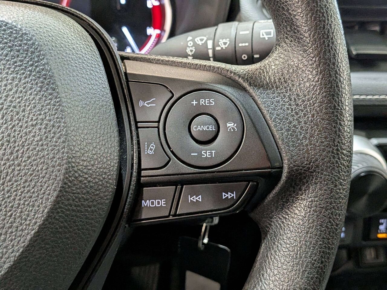 2024 Toyota RAV4 LE AWD Black Val-David - photo #14