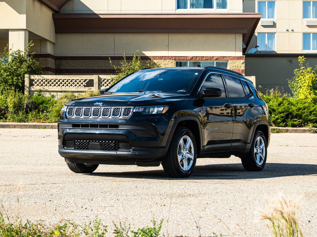 2024 Jeep Compass Sport 4x4 Black Sherwood Park - photo #3