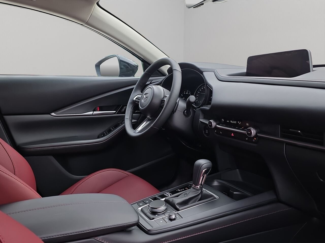 2026 Mazda CX-30 GT, awd, toit ouvrant, Écran 360 degré, Navigation, chargeur sans fil pour cellulaire Aero Grey Metallic Val-David - photo #13