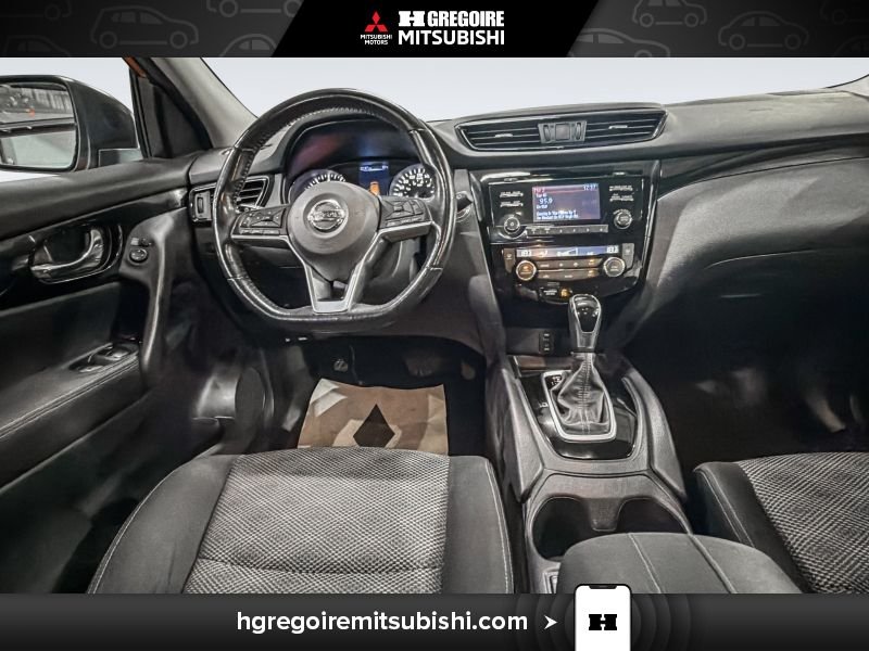 2017 Nissan Qashqai Orange Laval - photo #21