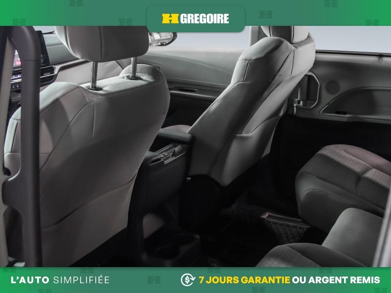 2023 Toyota Sienna Black Blainville - photo #22