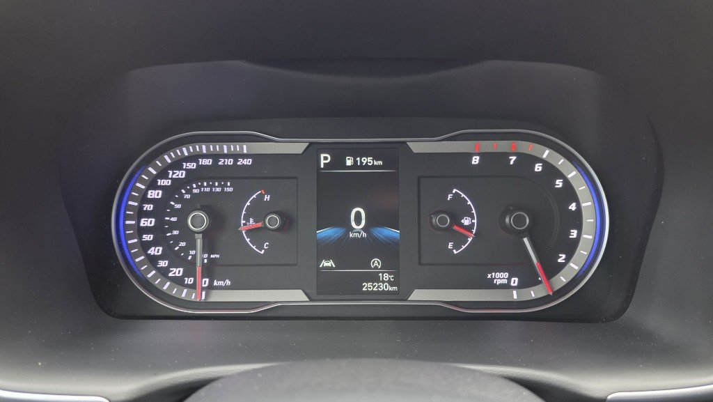 2023 Hyundai TUCSON Preferred FWD Black Mont-Laurier - photo #24