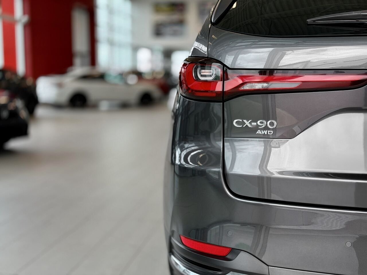 2024 Mazda CX-90 hybride léger Black Notre-Dame-des-Prairies - photo #10