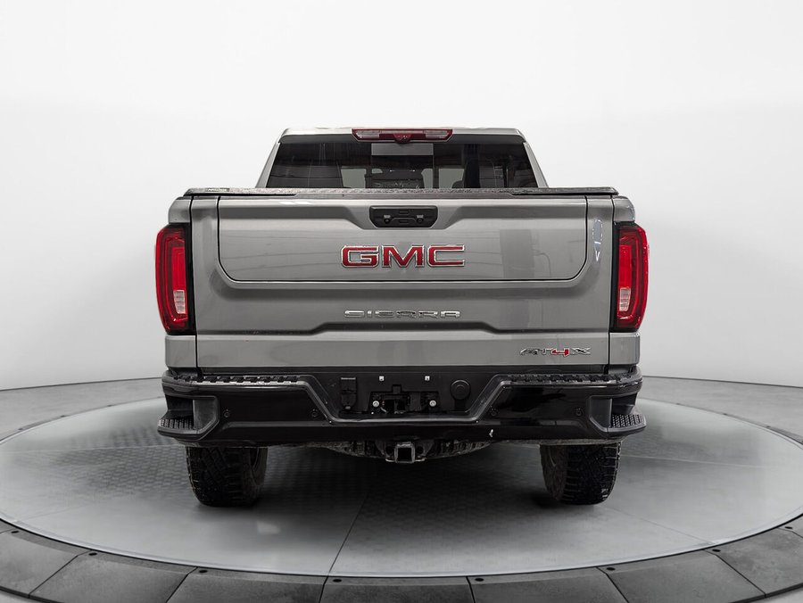 GMC Sierra 1500 AT4X cabine multiplace 4RM 147 po 2026 Gris