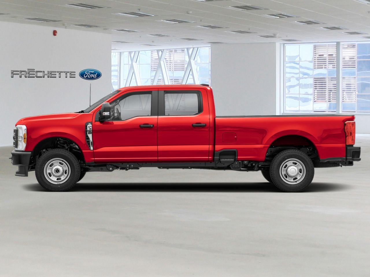 Ford Super Duty F-350 à roues arrière simples 2027 Rouge course Montmagny - photo #1