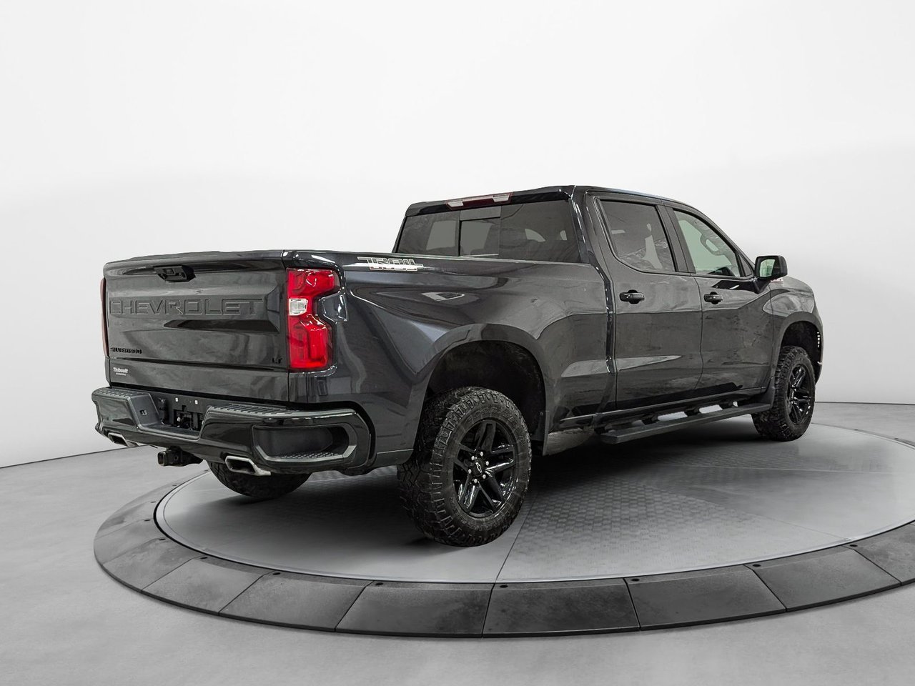 Chevrolet Silverado 1500 LT Trail Boss 2022 . Saint-Eustache - photo #4