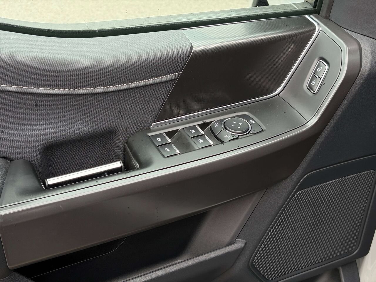 2024 Ford F-150 Grey Gatineau - photo #10