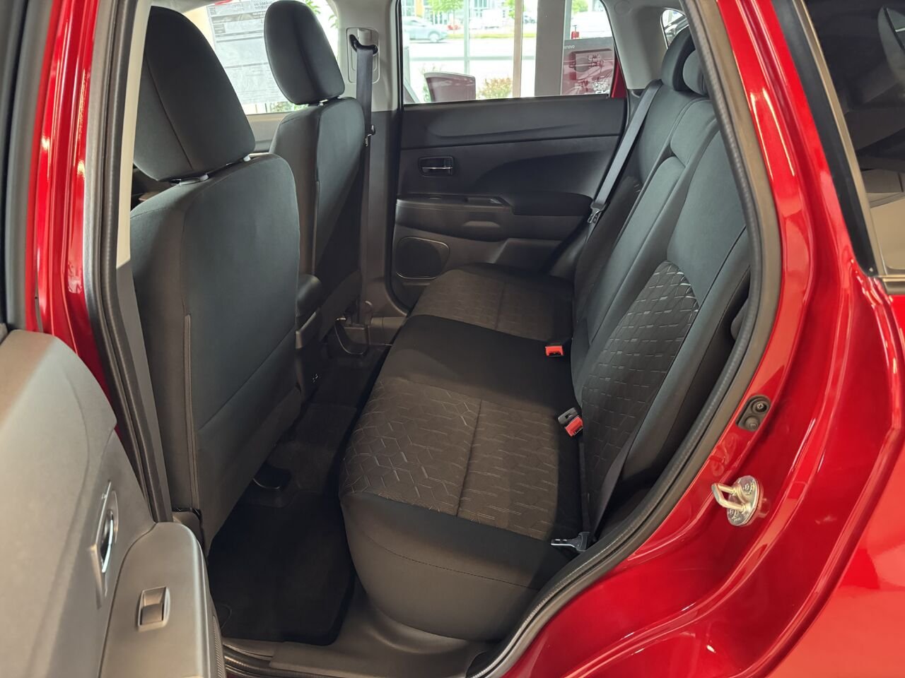 2023 Mitsubishi RVR Red Saint-Eustache - photo #9