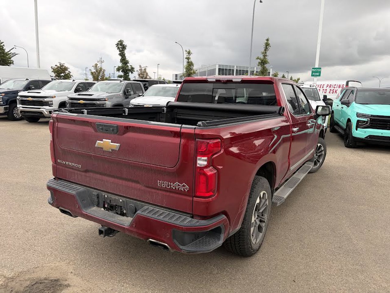 2024 Chevrolet Silverado 1500 4WD Crew Cab 147 High Country Red Sherwood Park - photo #4