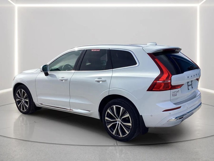 2022 Volvo XC60 B6 Inscription TI White
