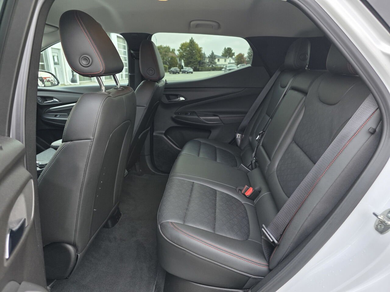 Chevrolet Bolt EUV Premier 2023 Blanc Rouyn-Noranda - photo #47