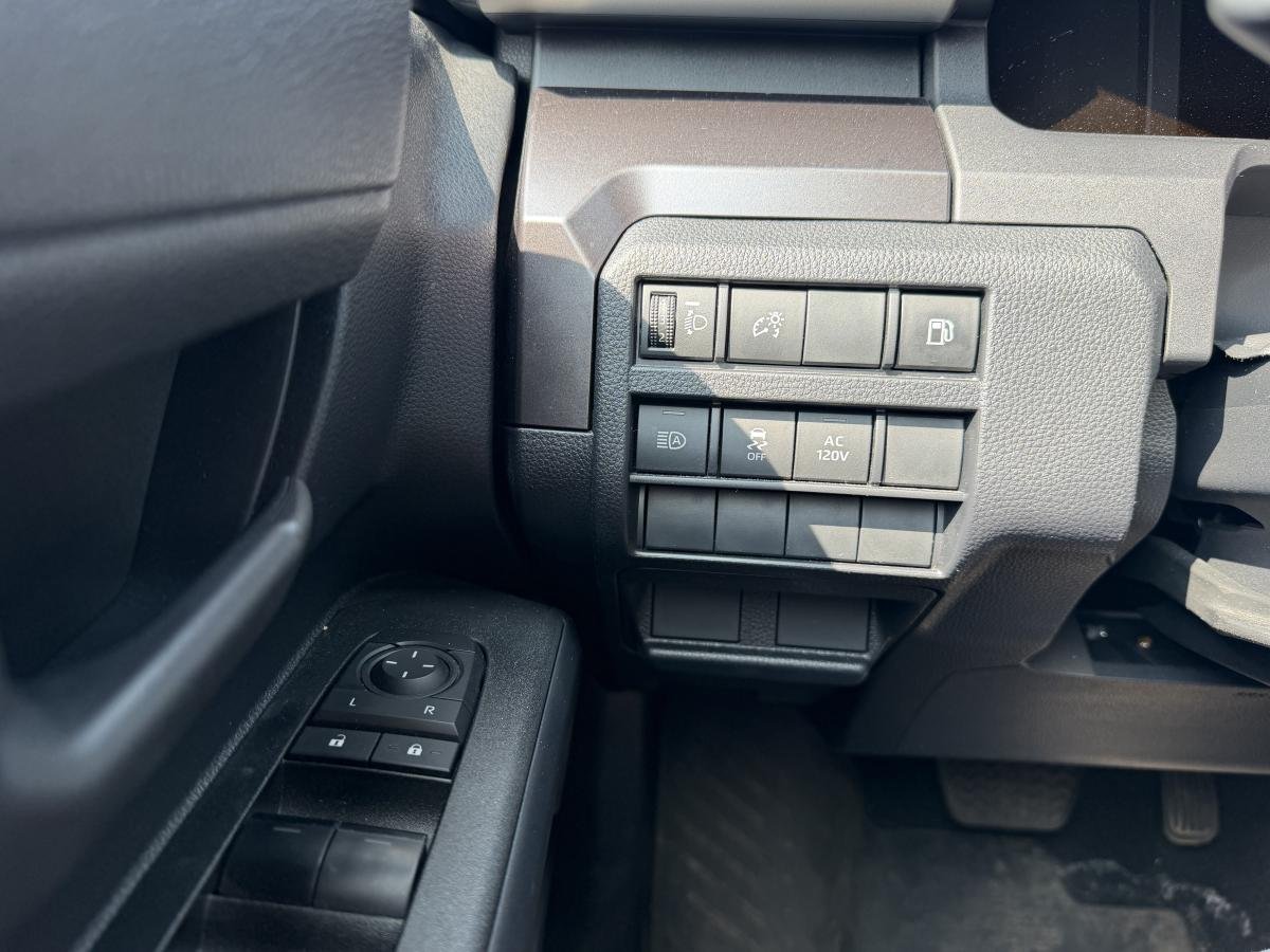 2025 Toyota 4Runner gray  - photo #9