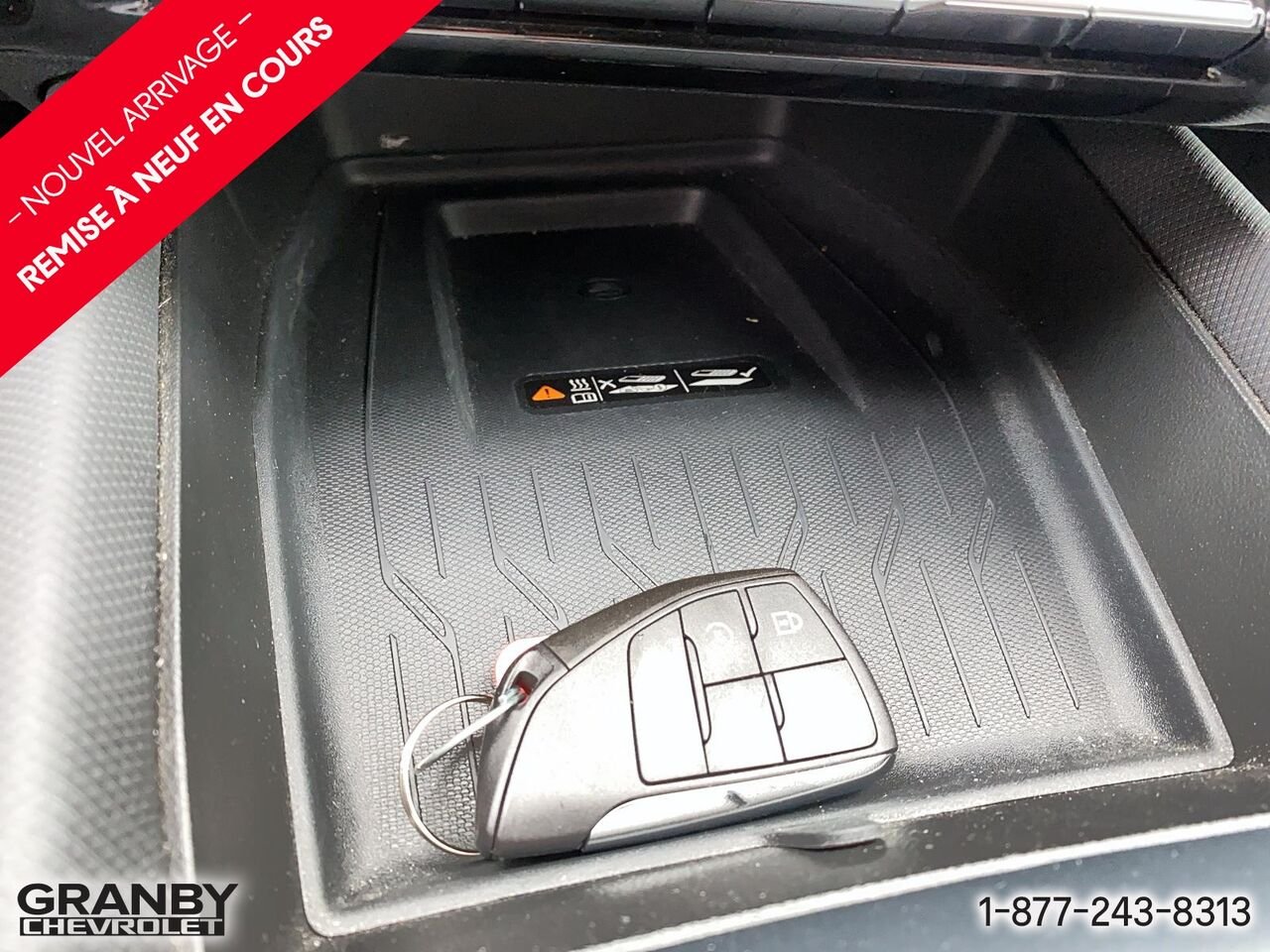 Chevrolet Equinox EV 4 portes RS | 27-0213A 2025 Rouge Granby - photo #13