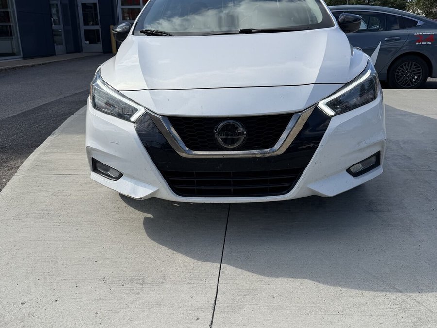 2021 Nissan Versa SR White