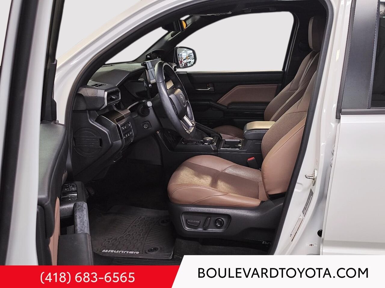 2025 Toyota 4RUNNER 100761A-69 | GROUPE LIMITED, 7 PLACES, 4X4 White Québec - photo #9