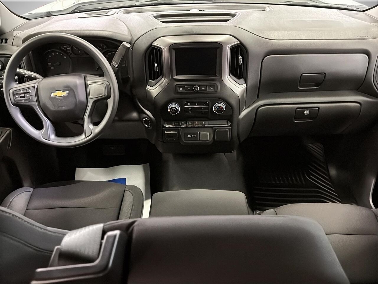 CHEVROLET Silverado 1500 PERSONNALISÉE 2026 BLANC SOMMET Saint-Hyacinthe - photo #8
