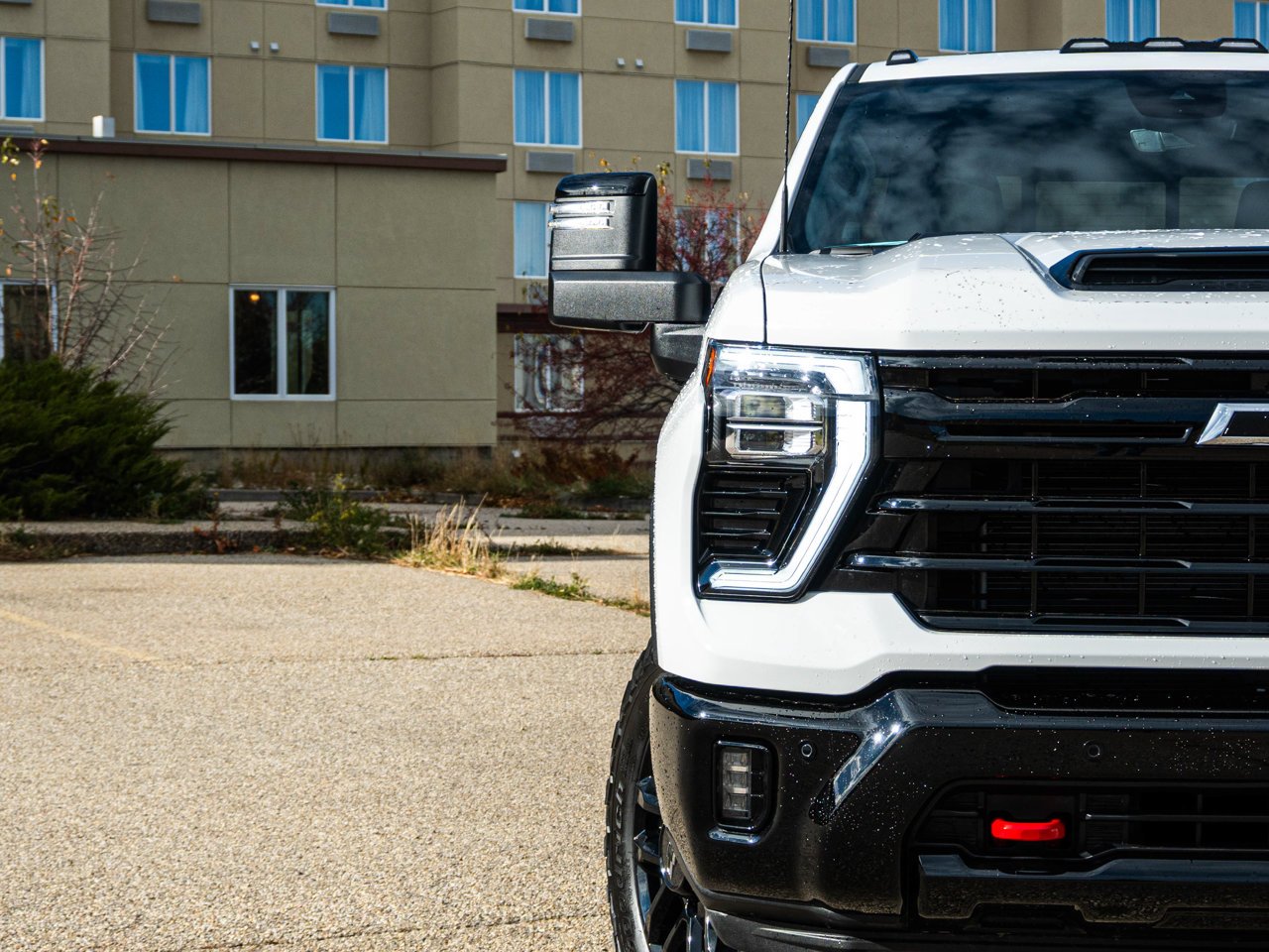 2026 Chevrolet Silverado 3500HD 4WD Crew Cab 159 LTZ White Sherwood Park - photo #5