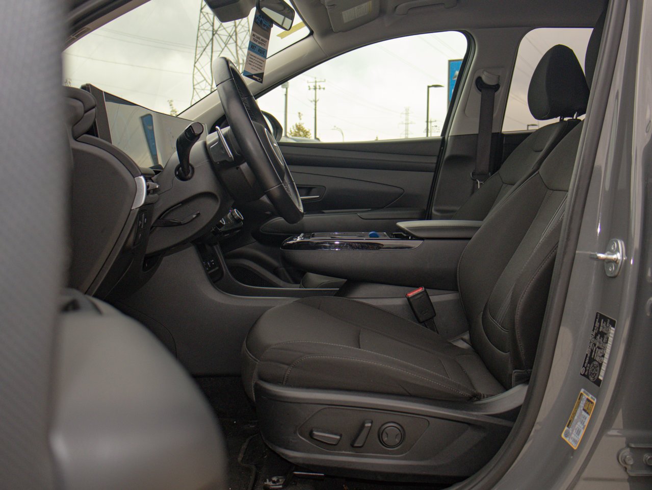 2025 Hyundai Tucson Preferred AWD Grey Sherwood Park - photo #16