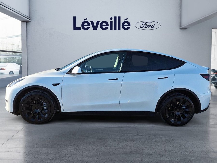 Tesla Model Y Longue autonomie AWD ** CARFAX CLEAN ** BAS KILO ** 2024 Blanc