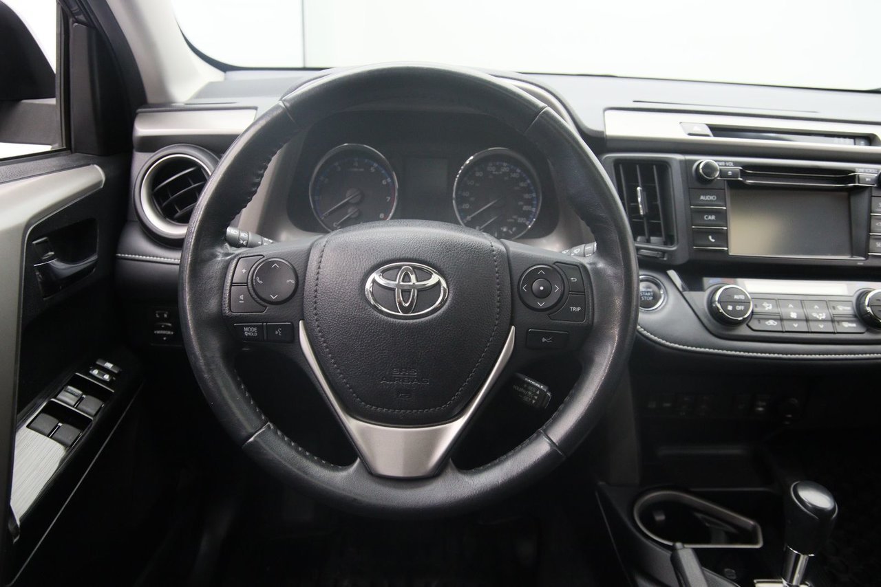 Toyota RAV4 XLE 2018 Gris Baie-Comeau - photo #11