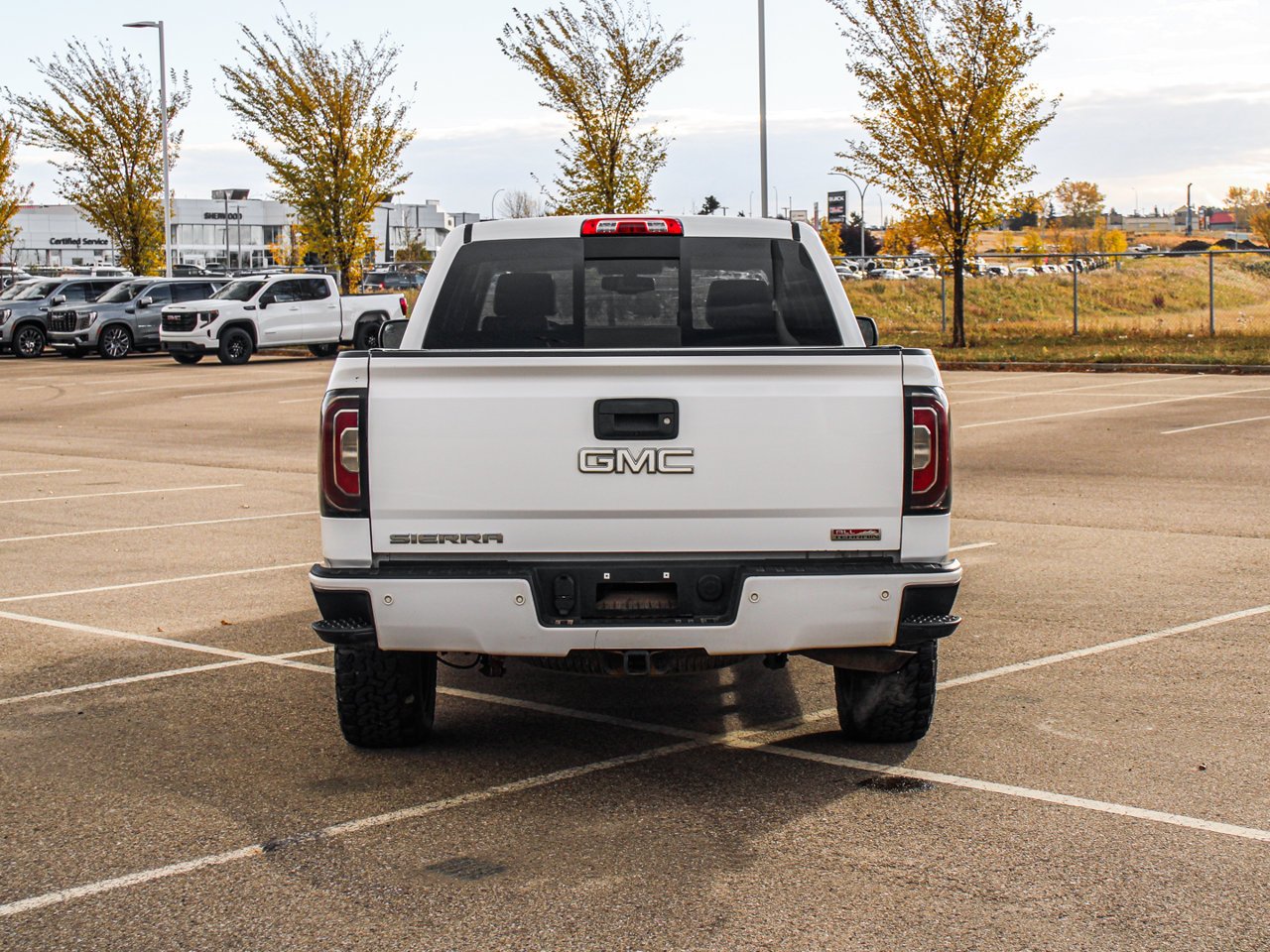 2016 GMC Sierra 1500 4WD Crew Cab 143.5 SLT White Sherwood Park - photo #6