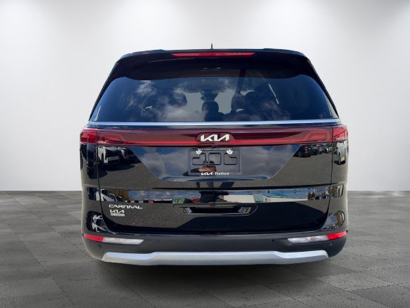 Kia Carnival LX+ PNEUS NEUFS DEMARREUR PAS ACCIDENTE 2024 Noir