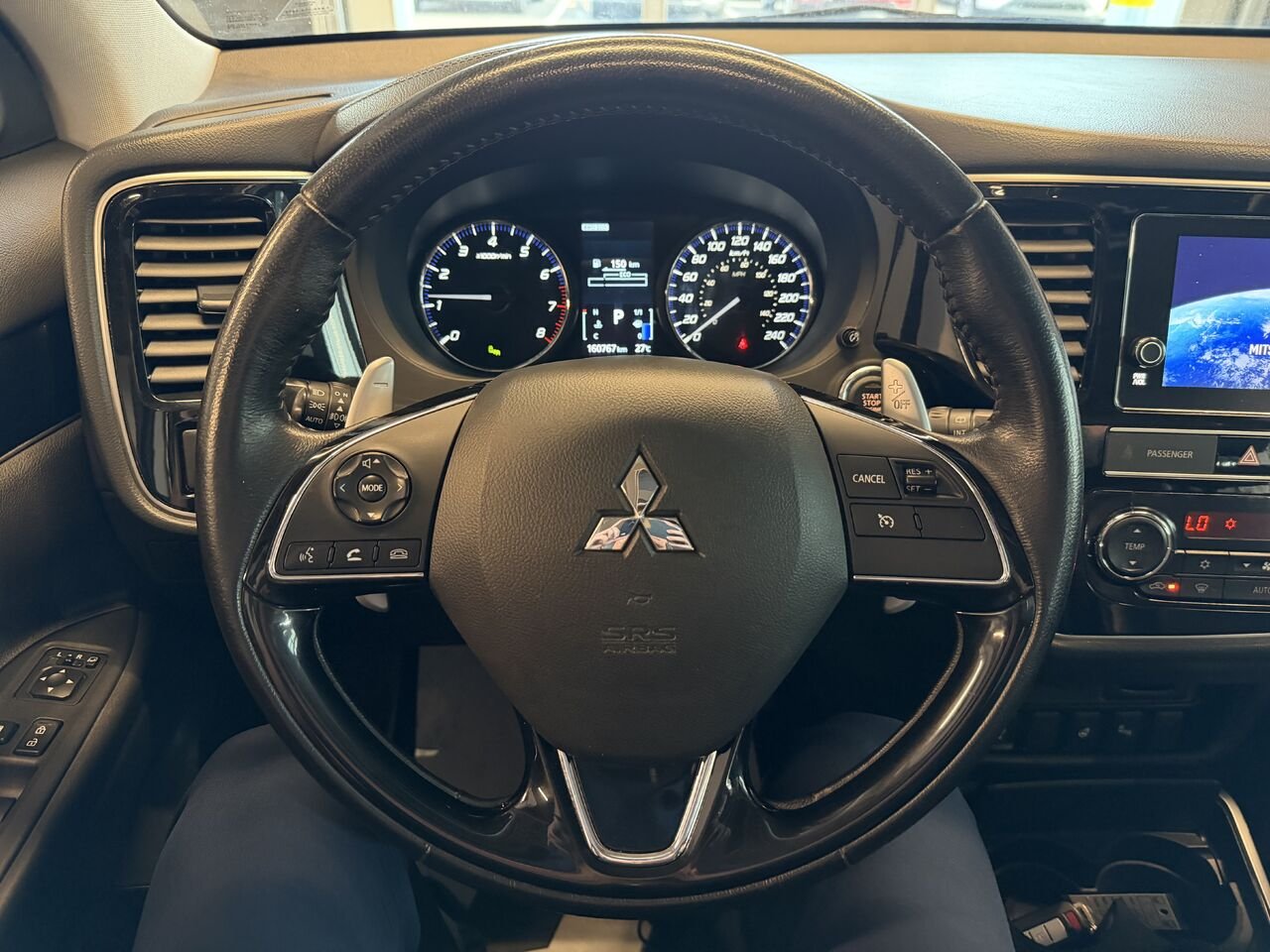 2019 Mitsubishi Outlander Black Saint-Eustache - photo #16