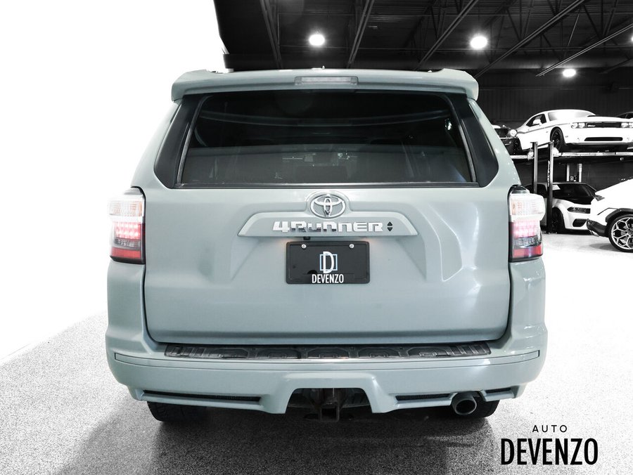 2022 Toyota 4Runner 2022 Grey