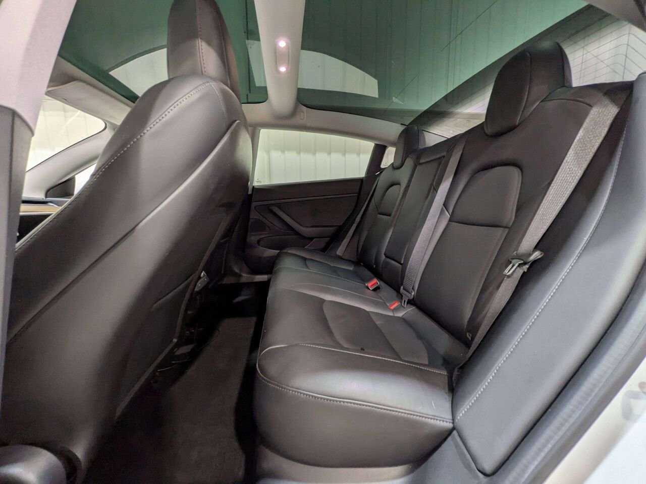 2019 Tesla Model 3 Standard Range Plus RWD White Val-David - photo #10