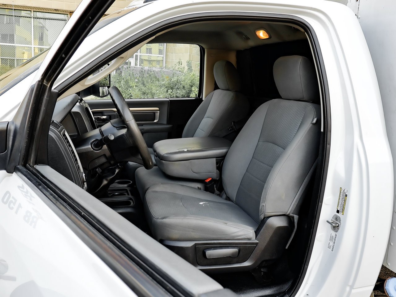 2014 Ram 5500 4WD Reg Cab 204 WB 120 CA ST White Sherwood Park - photo #15