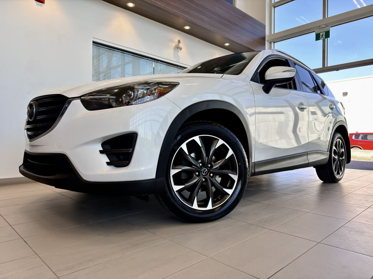 2016 Mazda CX-5 White Notre-Dame-des-Prairies - photo #1