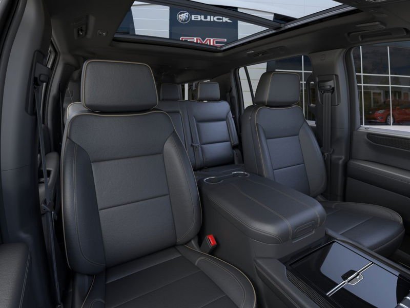 GMC Yukon XL Elevation 2025 Argent métallisé Saint-Eustache - photo #5