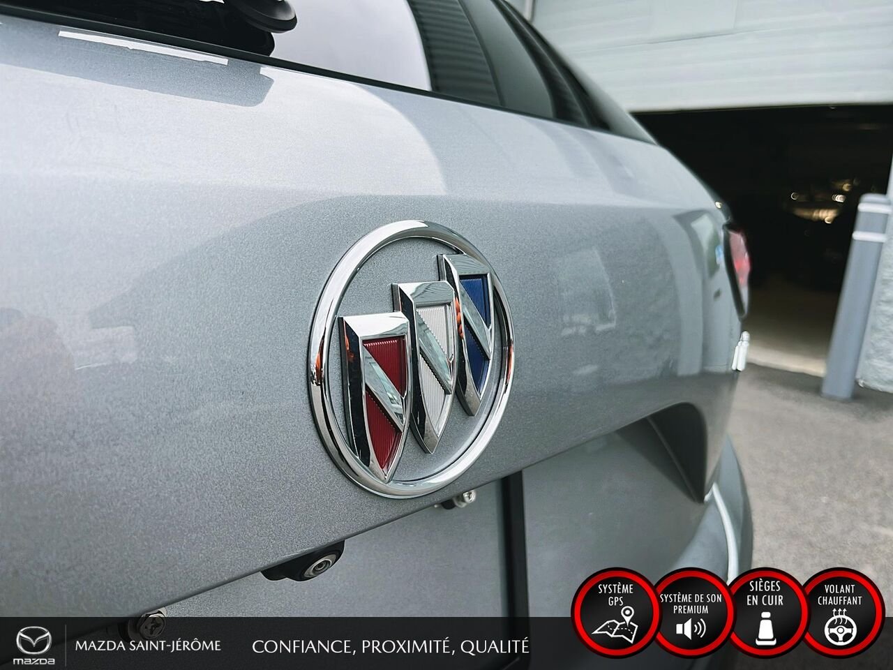2023 Buick Envision Essence | TOIT PANORAMIQUE | CUIR | AWD Grey Saint-Jérôme - photo #7
