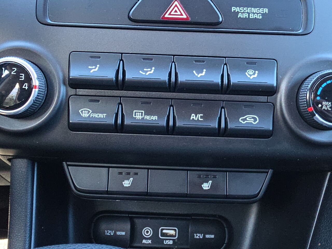 2017 Kia Sportage LX 4 portes TI, écran tactile, commande audio au volant, cruise control Blue Val-David - photo #22