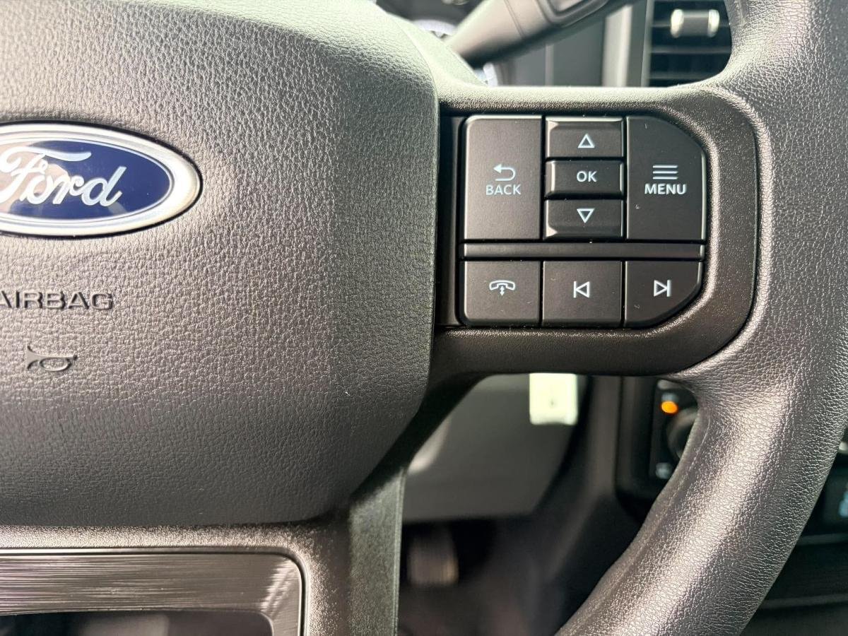 2026 Ford Super Duty F-250 SRW White  - photo #13