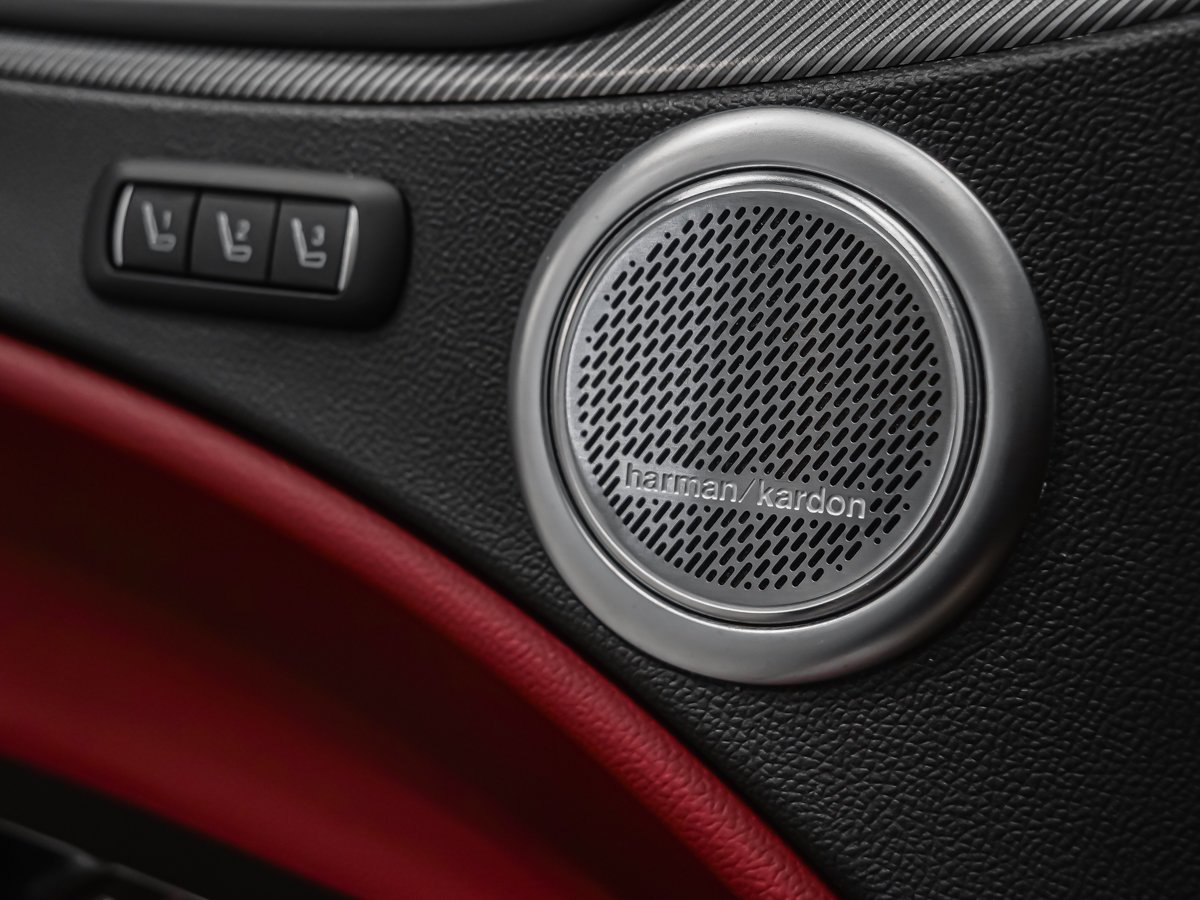 2020 Alfa Romeo Stelvio TI SPORT ASSIST CONDUITE HARMAN KARDON ROUES 20po White Montreal - photo #10