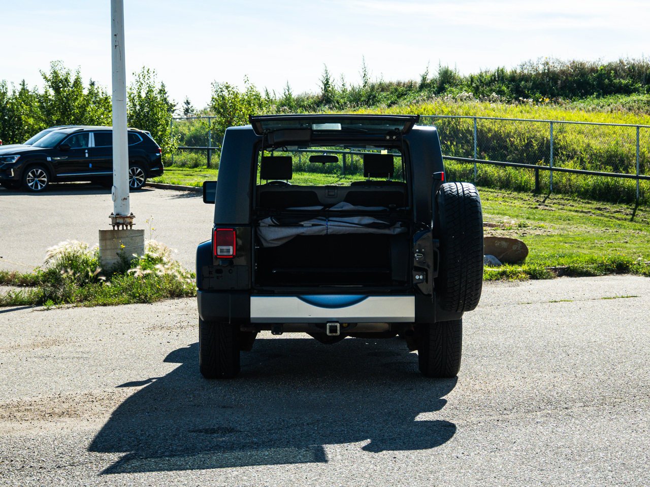 2009 Jeep Wrangler 4WD 2dr Sahara Black Sherwood Park - photo #15